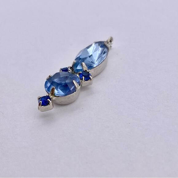 Mid Century Winter Theme Blue Rhinestone Pendant - Picture 9 of 9